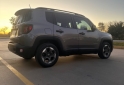 Camionetas - Chrysler Renegade sport plus A/T 2017 Nafta 120000Km - En Venta