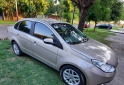 Autos - Fiat Grand Siena 2013 Nafta 150000Km - En Venta