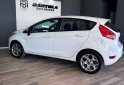 Autos - Ford Fiesta Kinectic 2013 Nafta 130200Km - En Venta