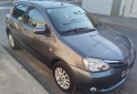 Autos - Toyota Etios XLS 2014 Nafta 127000Km - En Venta