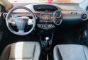 Autos - Toyota Etios XLS 2014 Nafta 127000Km - En Venta