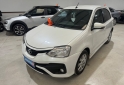 Autos - Toyota ETIOS XLS 2018 Nafta 102000Km - En Venta