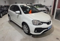 Autos - Toyota ETIOS XLS 2018 Nafta 102000Km - En Venta