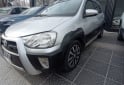 Autos - Toyota Ethios cross 2014 Nafta 170000Km - En Venta