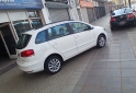 Autos - Volkswagen Suran 2015 Nafta 100000Km - En Venta