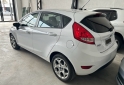 Autos - Ford Fiesta titanium 2011 Nafta 122000Km - En Venta