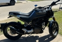 Motos - Husqvarna SVARTPILEN 401 2022 Nafta 4761Km - En Venta