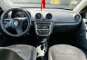 Autos - Volkswagen Voyage 2010 GNC 296000Km - En Venta