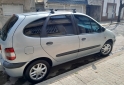 Autos - Renault Scenic 2002 Nafta 298000Km - En Venta