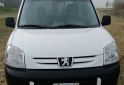 Utilitarios - Peugeot Partner furgn 2015 Diesel 105500Km - En Venta