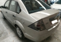 Autos - Ford Fiesta Ambiente plus mp3 2012 GNC 200000Km - En Venta