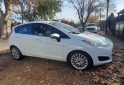 Autos - Ford Fiesta Kinetik golf vento 2014 Nafta 160000Km - En Venta