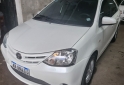 Autos - Toyota Etios 2016 Nafta 110000Km - En Venta