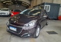 Autos - Peugeot 208 2018 Nafta 62000Km - En Venta