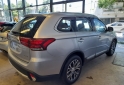 Camionetas - Mitsubishi Outlander 2016 Nafta 32Km - En Venta