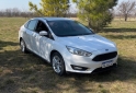 Autos - Ford FOCUS 4P 2.0 N MT SE 2017 Nafta 92000Km - En Venta