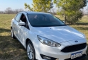 Autos - Ford FOCUS 4P 2.0 N MT SE 2017 Nafta 92000Km - En Venta