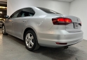 Autos - Volkswagen VENTO 2,5 LUXURY AT 2016 Nafta 124000Km - En Venta