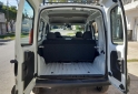 Utilitarios - Renault Kangoo 2015 GNC 130000Km - En Venta