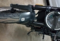 Motos - Husqvarna VITPILEN 401 2023 Nafta 4500Km - En Venta