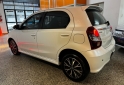 Autos - Toyota Etios 2020 Nafta 60000Km - En Venta