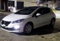 Autos - Peugeot 308 ALLURE NAVEGADOR 208 2015 Nafta 99000Km - En Venta