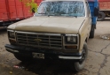 Camiones y Gras - Ford 350 - En Venta