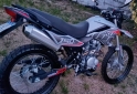 Motos - Motomel Skua Silver Edition 2023 Nafta 6000Km - En Venta