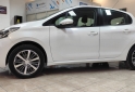 Autos - Peugeot 208 ALLURE 2017 Nafta 65156Km - En Venta