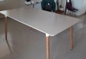 Hogar - Mesa eames con bancos liquido zona sur - En Venta