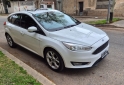 Autos - Ford Focus se plus at permuto 2015 Nafta 135000Km - En Venta