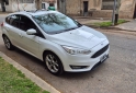 Autos - Ford Focus se plus at permuto 2015 Nafta 135000Km - En Venta