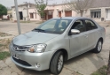 Autos - Toyota Etios xls 2015 Nafta 82000Km - En Venta