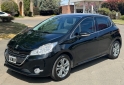 Autos - Peugeot 208 2014 Nafta 92000Km - En Venta