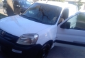 Utilitarios - Peugeot partner 2012 Diesel 160000Km - En Venta