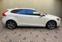 Autos - Volvo V40 Momentum 2.0 2017 Nafta 105000Km - En Venta