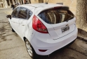 Autos - Ford Fiestan Kinetic 2013 Nafta 86000Km - En Venta