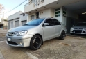 Autos - Toyota ETIOS XLS 2016 Nafta 50000Km - En Venta