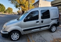 Utilitarios - Renault Furgon mixto 5 asientos 2010 Diesel 137100Km - En Venta