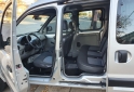 Utilitarios - Renault Furgon mixto 5 asientos 2010 Diesel 137100Km - En Venta