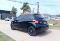 Autos - Peugeot 208 Allure Touchscreen1.5 2014 Nafta 105500Km - En Venta