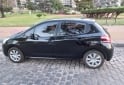 Autos - Peugeot 208 2013 Nafta 170000Km - En Venta