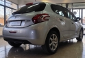 Autos - Peugeot 208 ALLURE TOUCH SCREEN 2016 Nafta 108000Km - En Venta