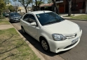 Autos - Toyota ETIOS XLS 5 PUERTAS 2017 Nafta 130000Km - En Venta