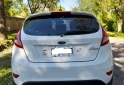 Autos - Ford Fiesta kinetic titanium 2012 Nafta 130000Km - En Venta