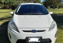 Autos - Ford Fiesta kinetic titanium 2012 Nafta 130000Km - En Venta