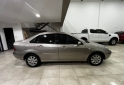 Autos - Ford Focus 2.0 Ghia 2005 Nafta 240000Km - En Venta