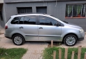 Autos - Volkswagen Suran 2010 Nafta 111111Km - En Venta