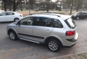 Autos - Volkswagen Suran cross nica mano 2012 Nafta 100000Km - En Venta