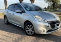 Autos - Peugeot 208 Allure 2013 Nafta 153000Km - En Venta